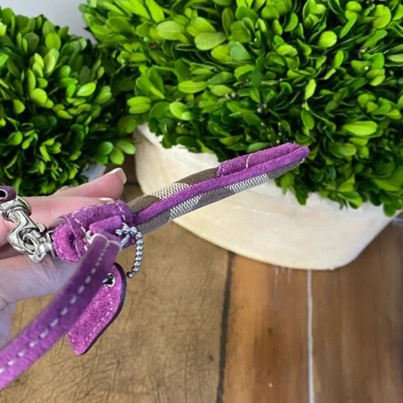 Coach Beaded Purple Suede Signature C Jacquard Wristlet Clutch - Picture 7 of 9